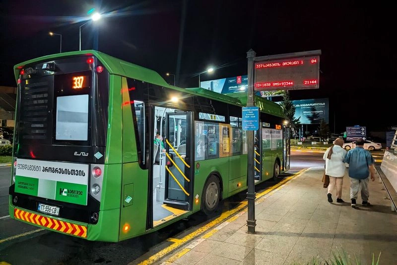 راهنمای جامع رفتن به شهر از فرودگاه تفلیس + قیمت